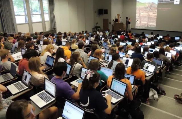 Benefits of Laptops in the Classroom