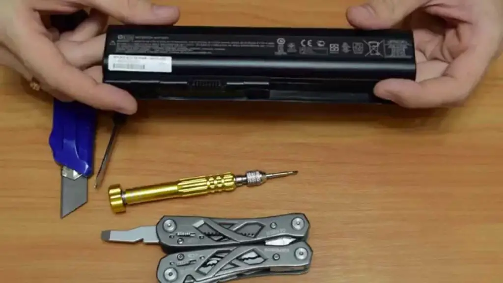 How to Refurbish a Laptop Battery
