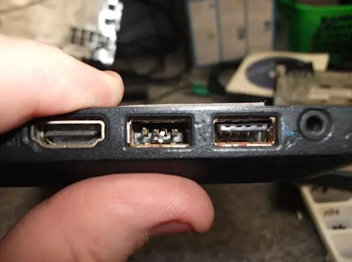 How to Replace a USB Port on a Laptop?
